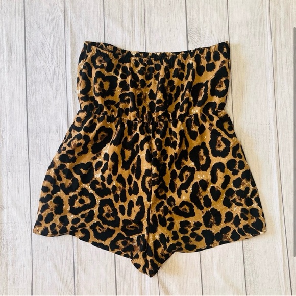 Leopard Rompers - Picture 5 of 6